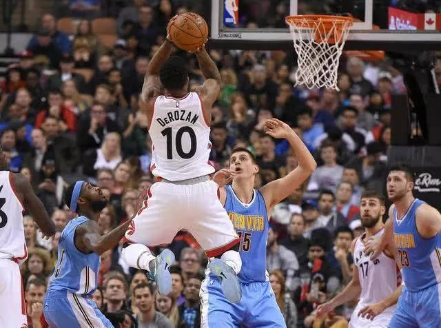 背景就为他 背景就为他