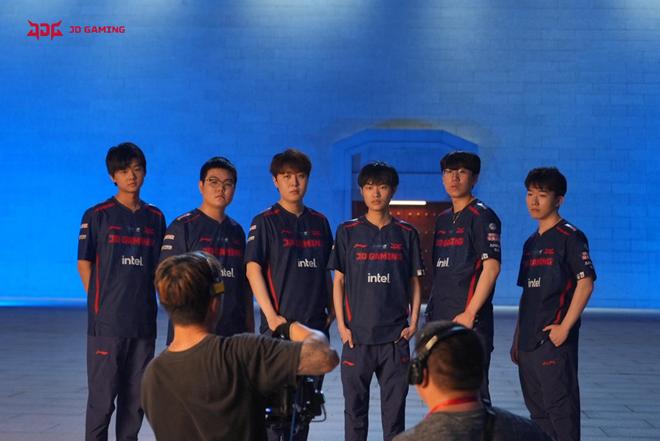 于沧州雄狮 于沧州雄狮