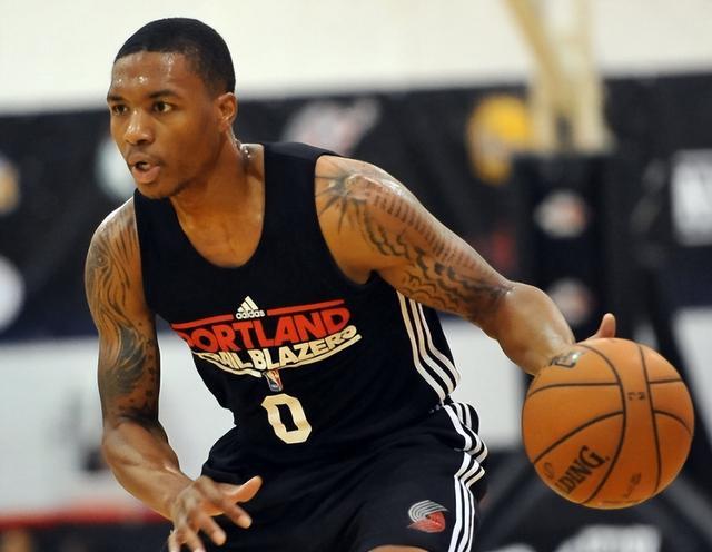 次交锋中展 次交锋中展